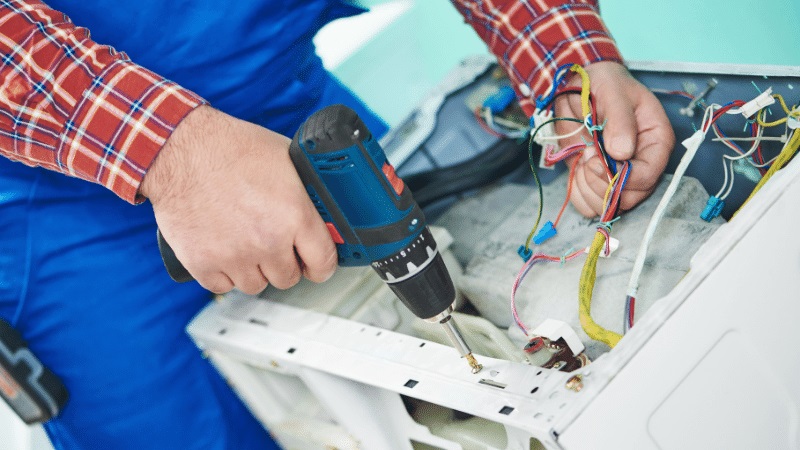 Kadıköy Grundig Grundig çamaşır makinesi kart tamiri – Su almama arızası orijinal parça ile giderildi. - Teknik servis örneği